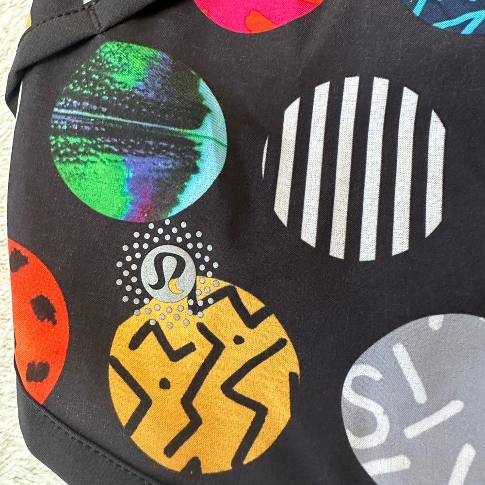 Lululemon Speed Short Rare Seawheeze Balls size 4 - Picture 4 of 7